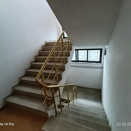 Mountain Budget Bed & Breakfast Shkodër